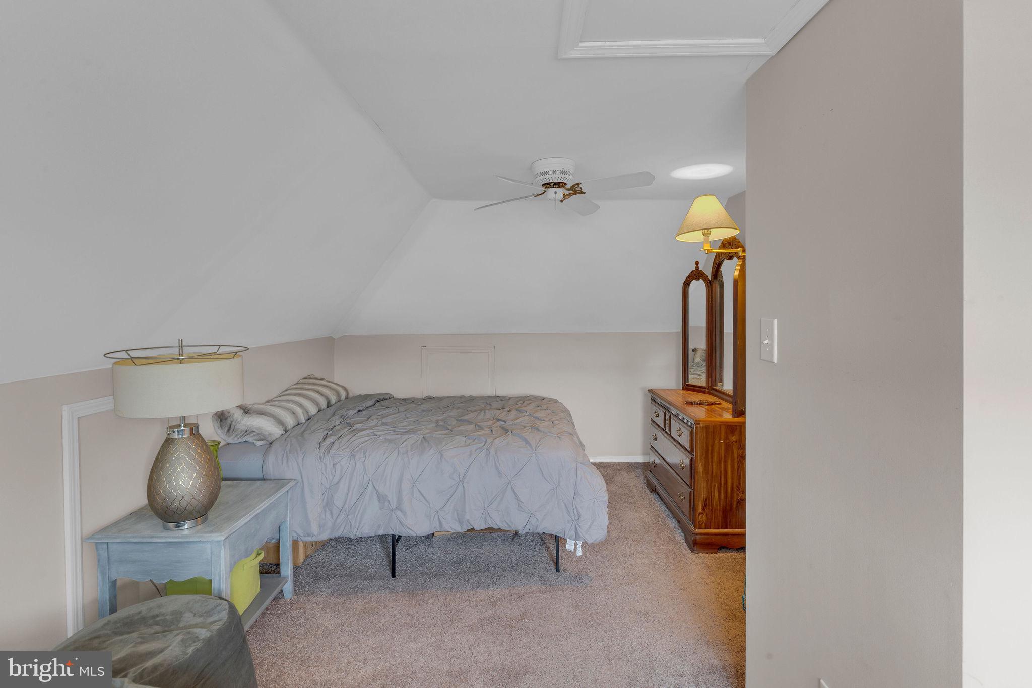 RED CEDAR HILL - Residential