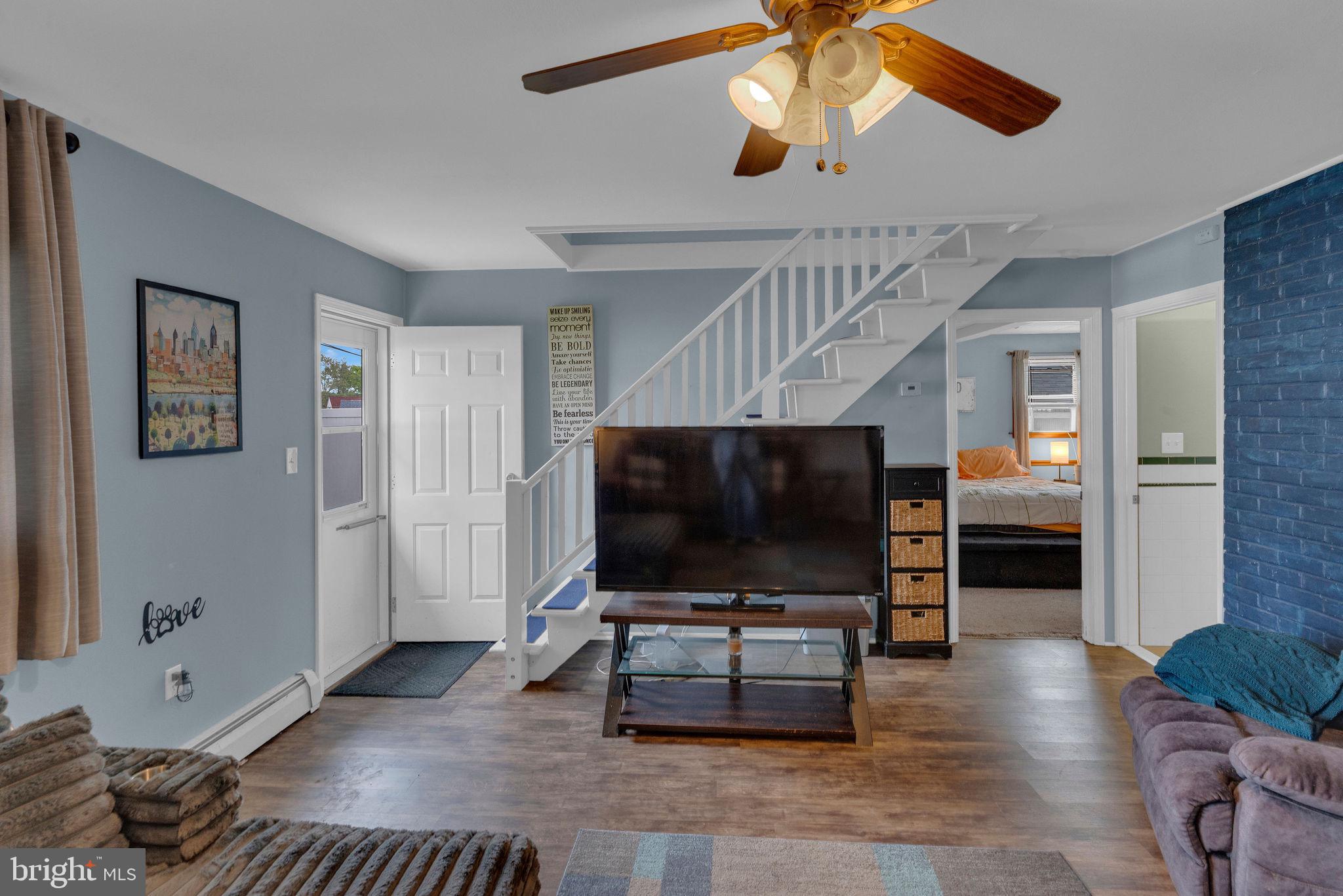 RED CEDAR HILL - Residential