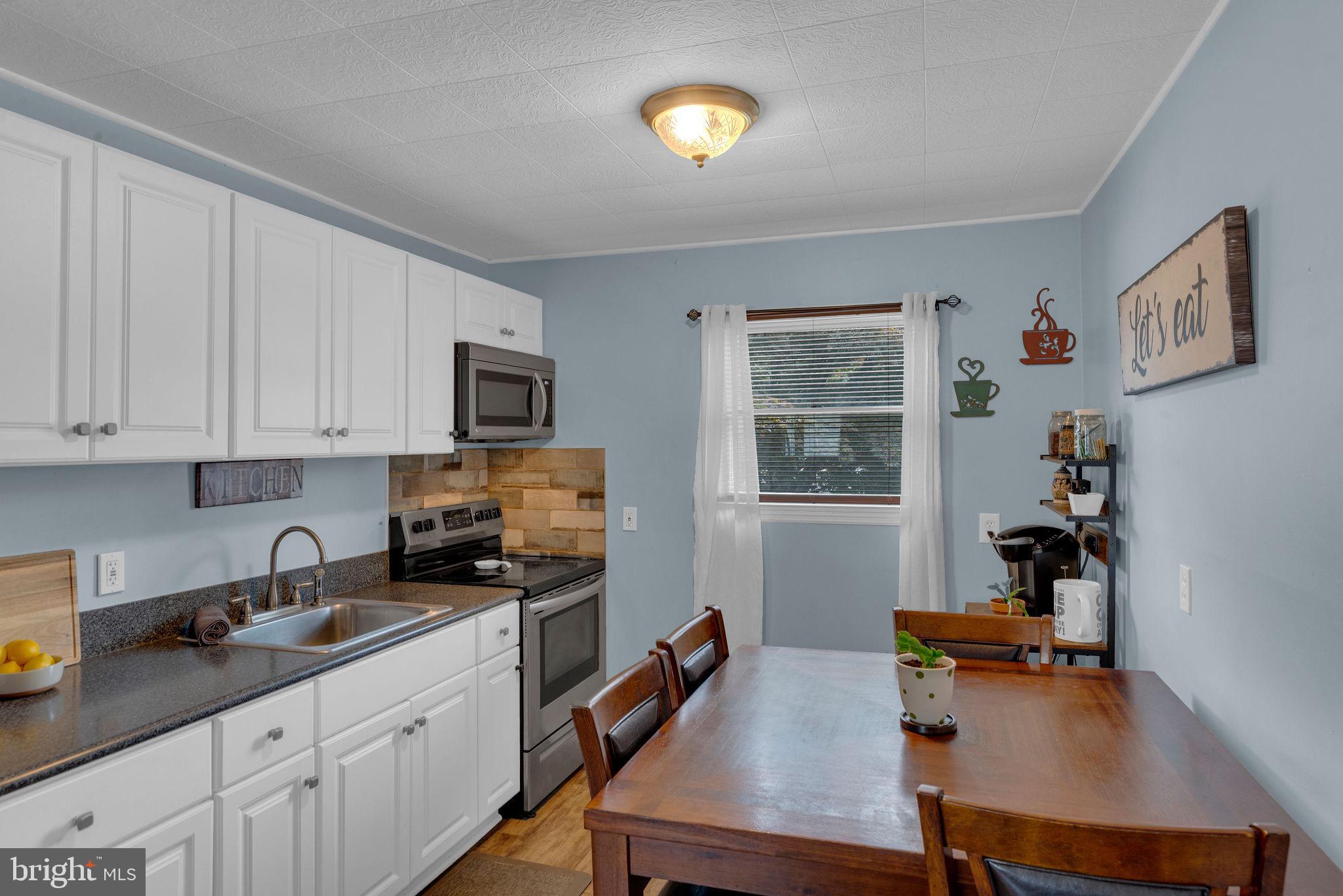 RED CEDAR HILL - Residential