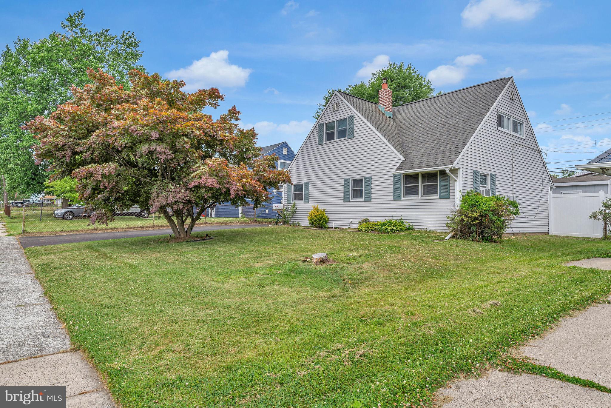 RED CEDAR HILL - Residential