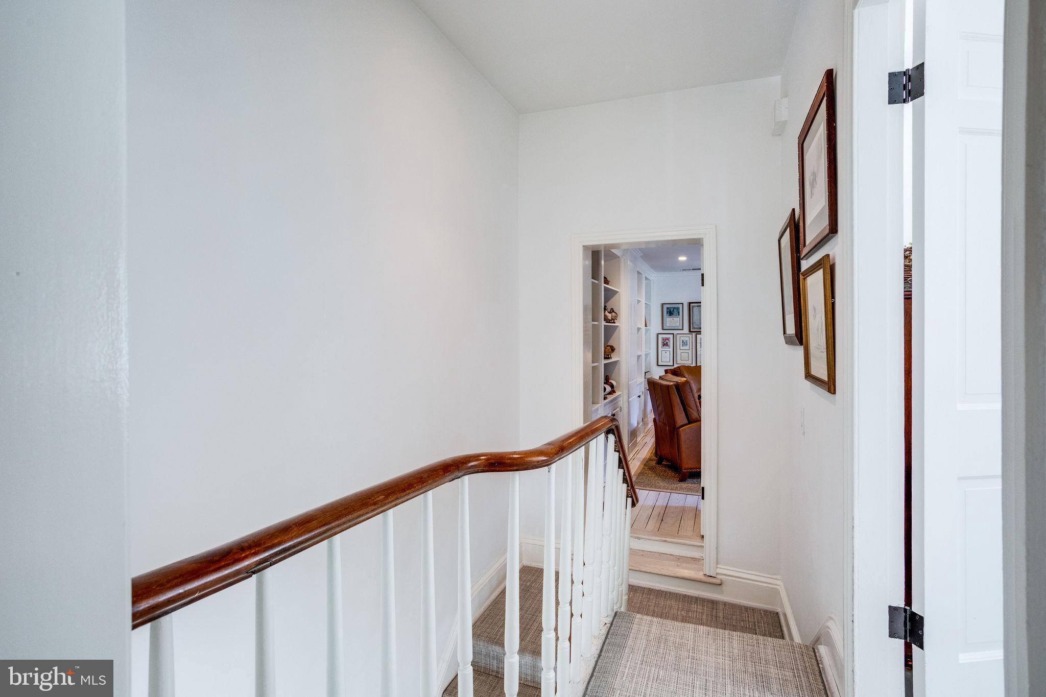 OLD TOWN ALEXANDRIA - Residential