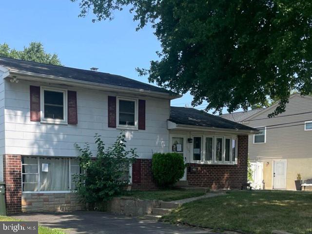 MAPLE RIDGE - Residential