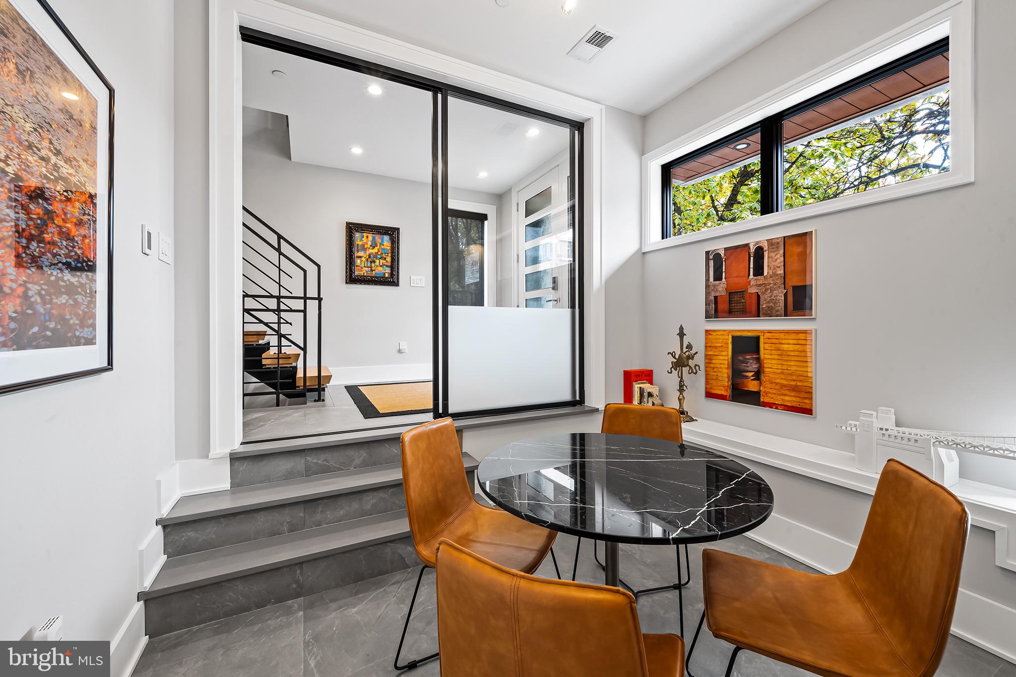 AVENUE OF THE ARTS - Residential