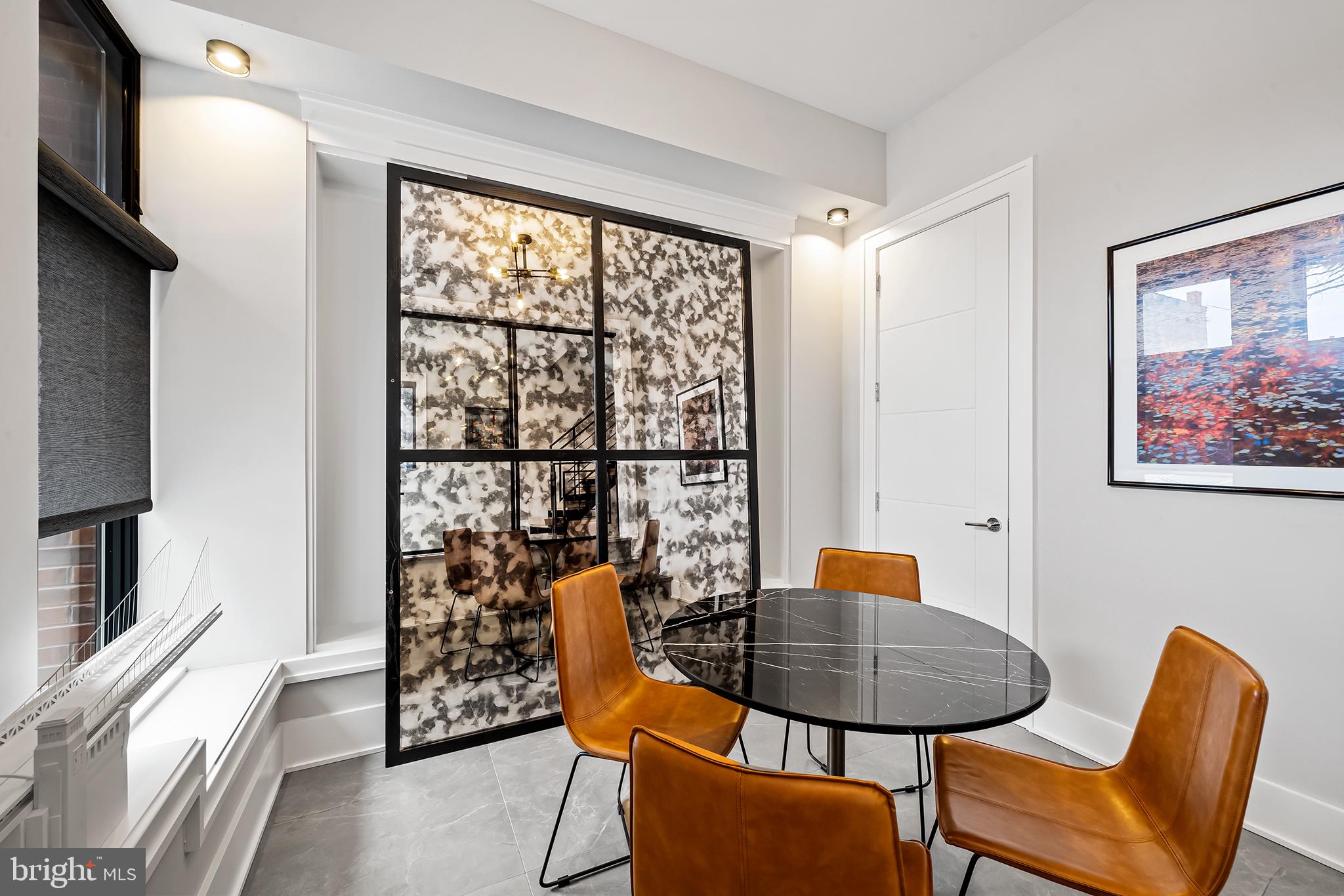 AVENUE OF THE ARTS - Residential