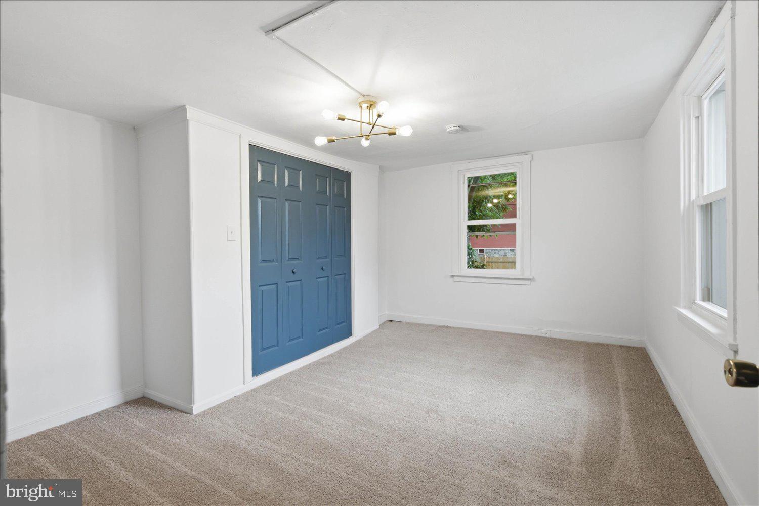 LANCASTER - Residential