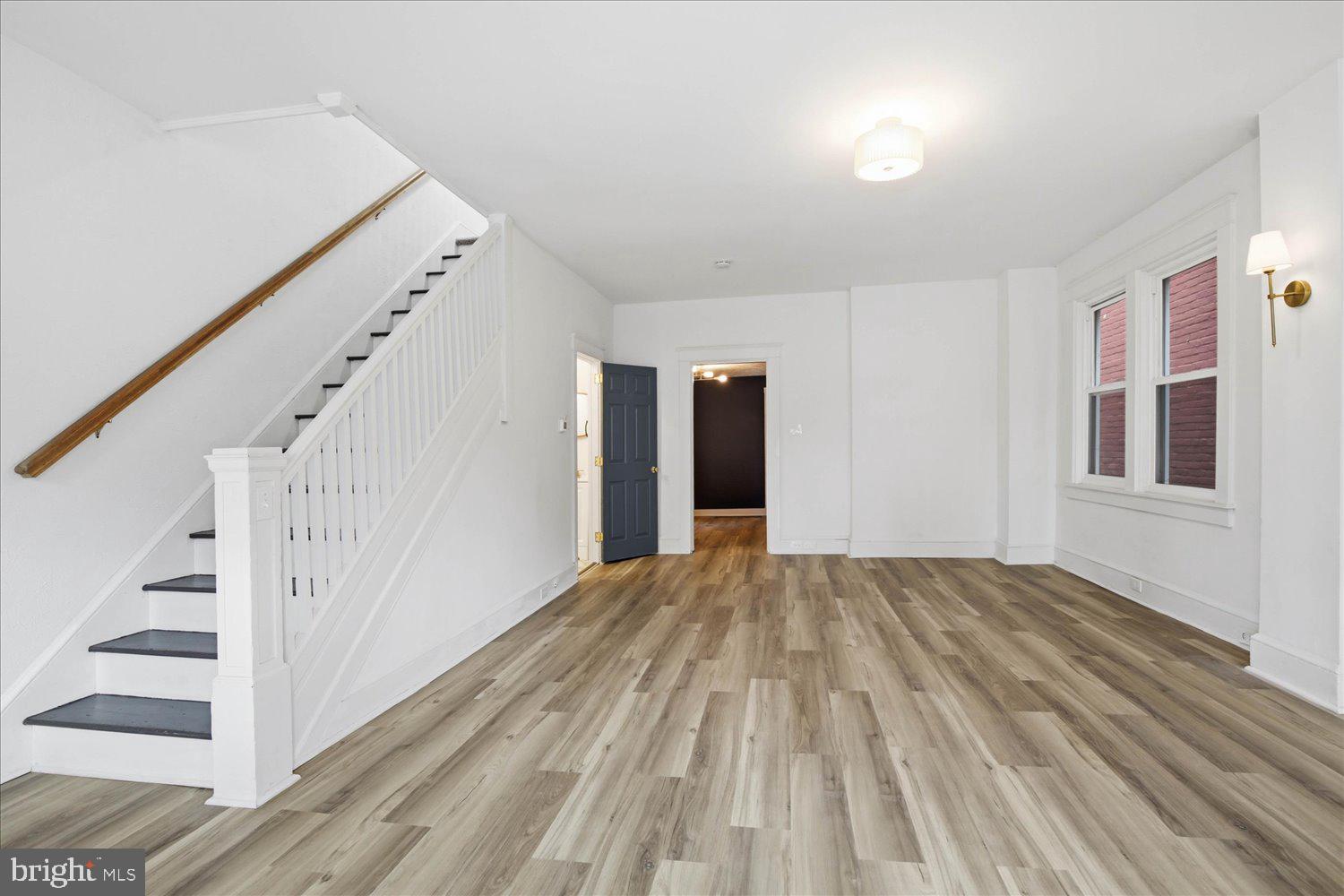 LANCASTER - Residential