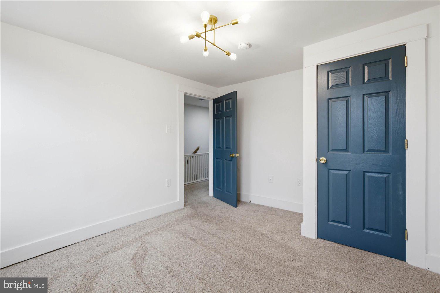LANCASTER - Residential