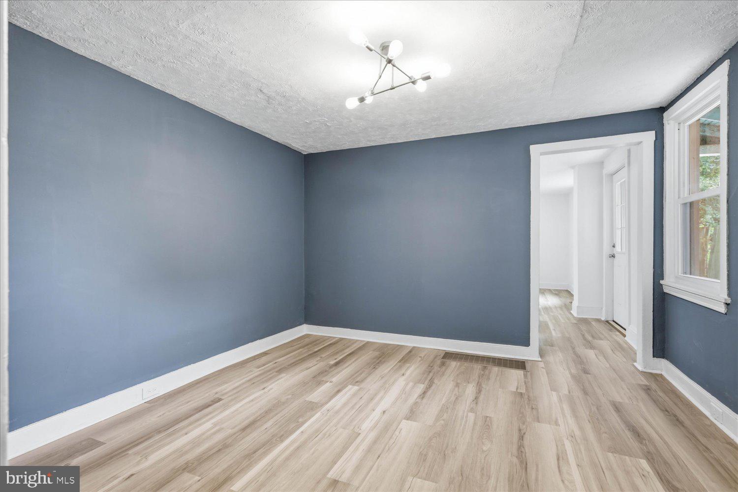 LANCASTER - Residential