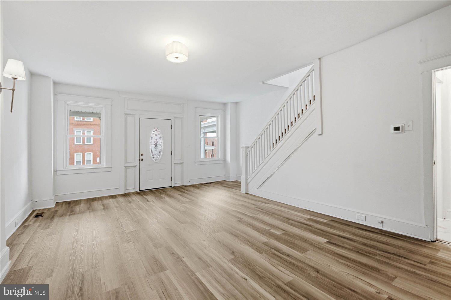LANCASTER - Residential