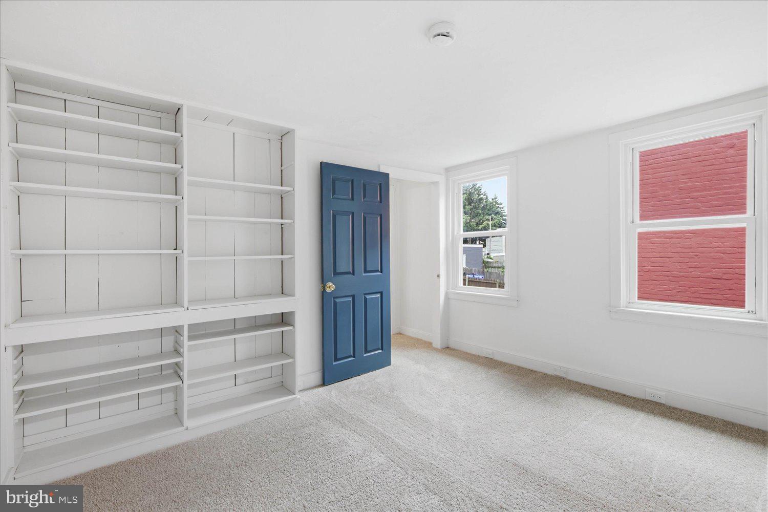 LANCASTER - Residential