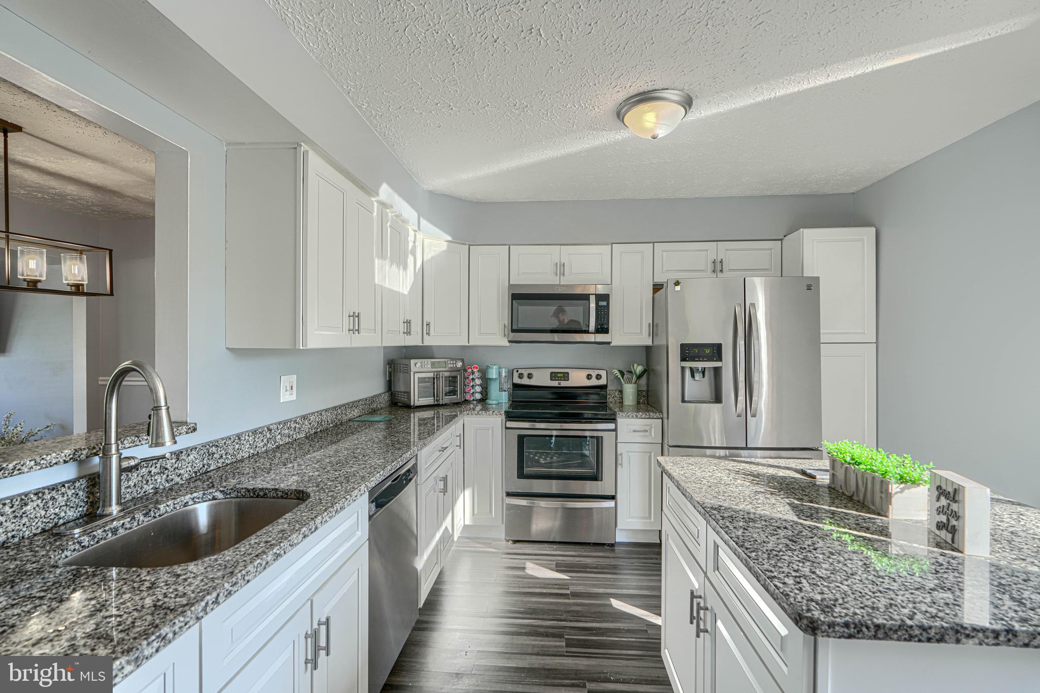 GREENVIEW PARK - Residential
