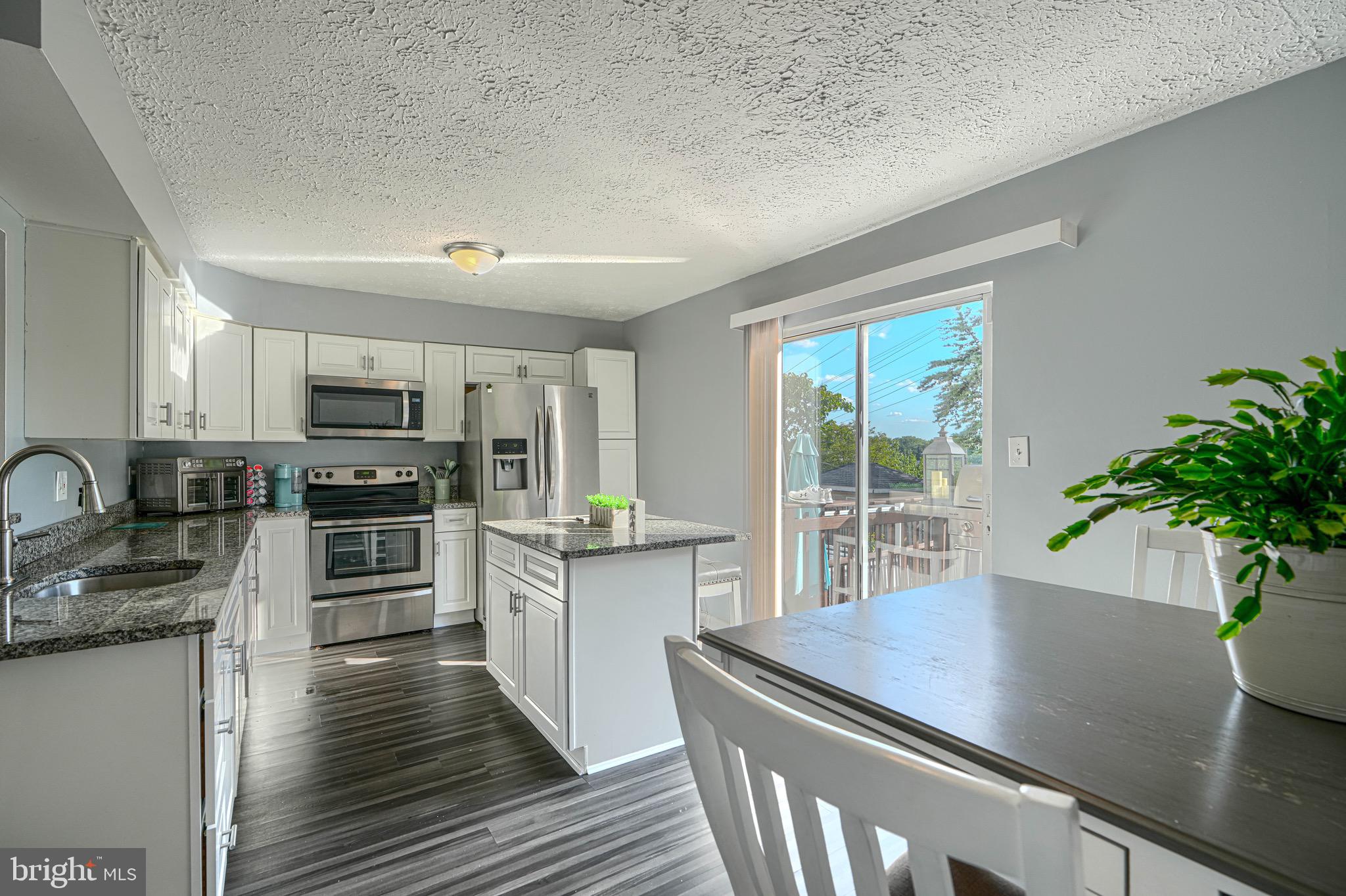 GREENVIEW PARK - Residential