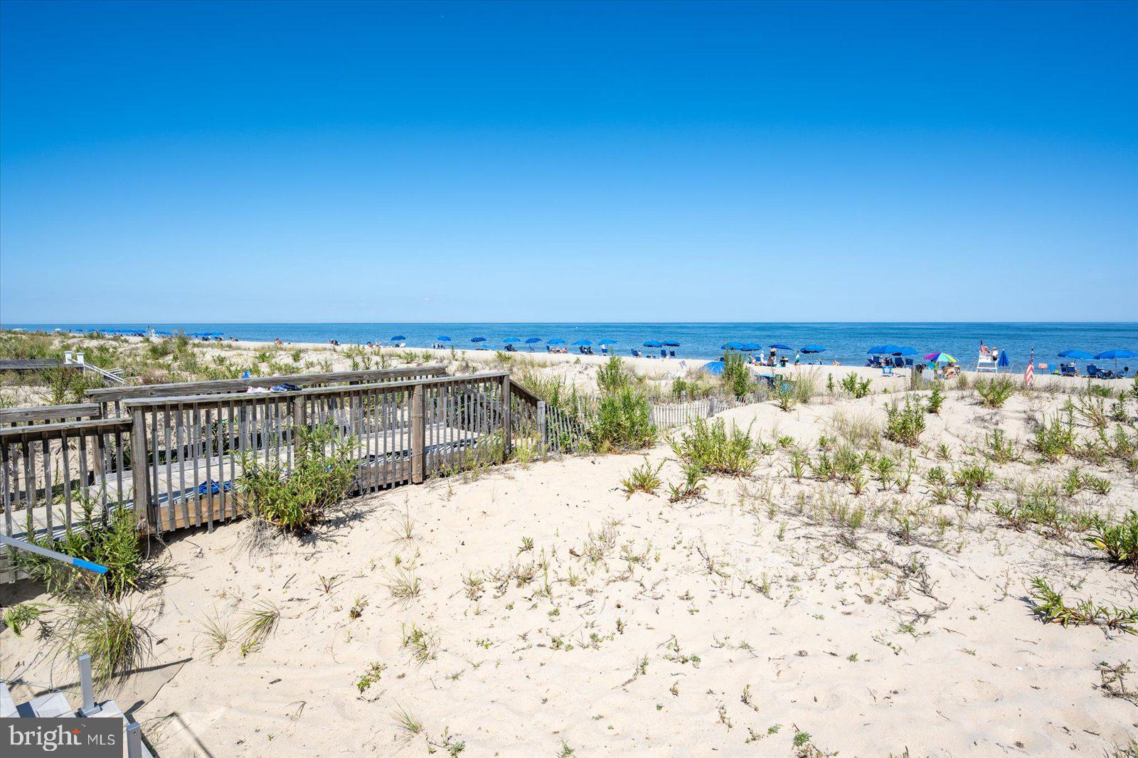 NORTH SHORES - Residential