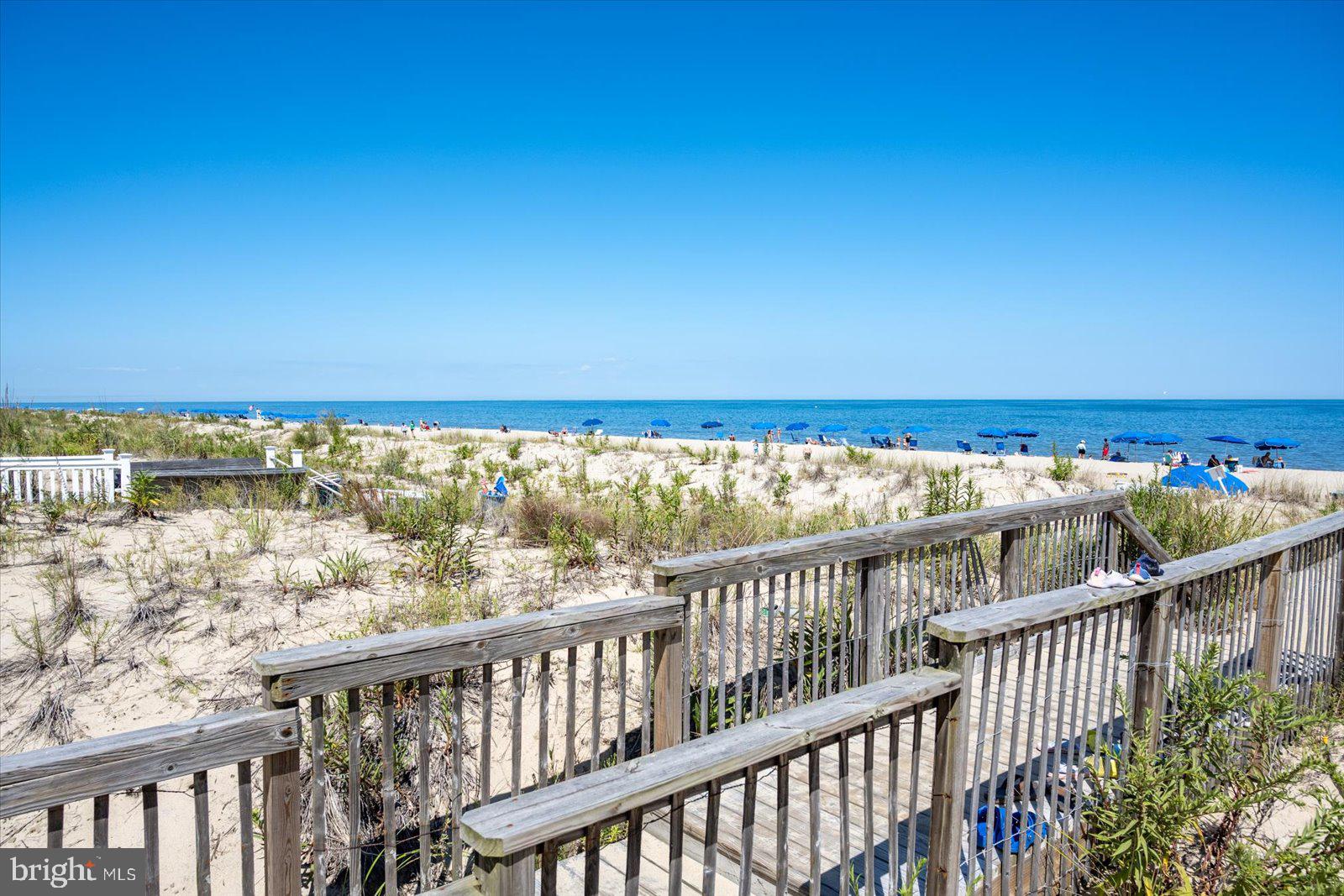 NORTH SHORES - Residential