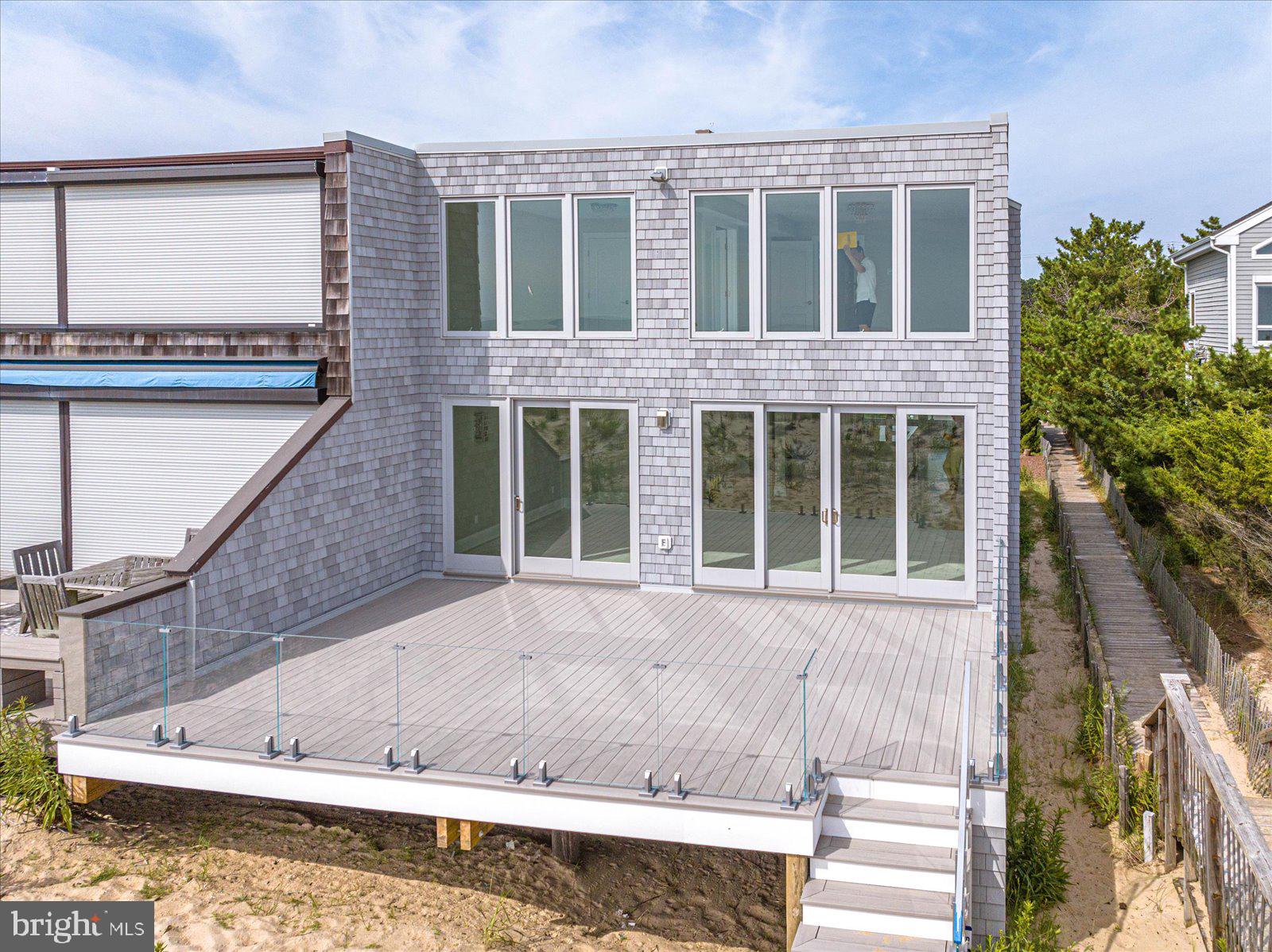 NORTH SHORES - Residential