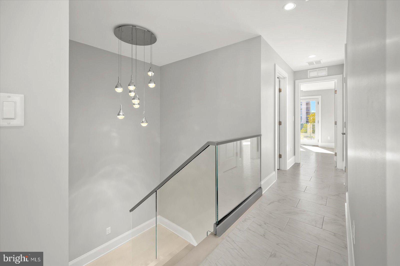 NORTH SHORES - Residential