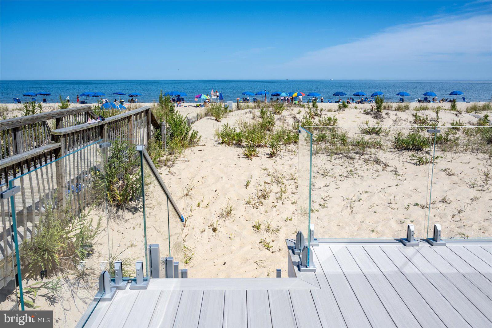 NORTH SHORES - Residential