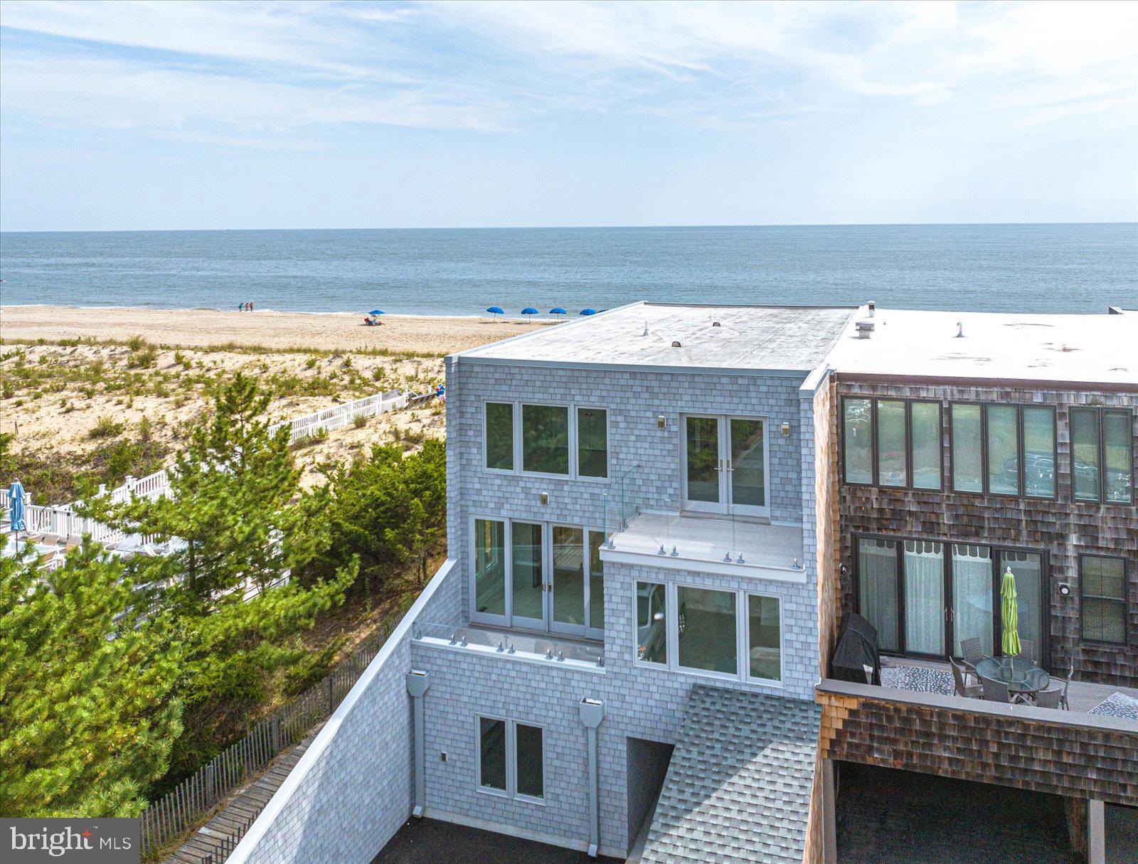NORTH SHORES - Residential
