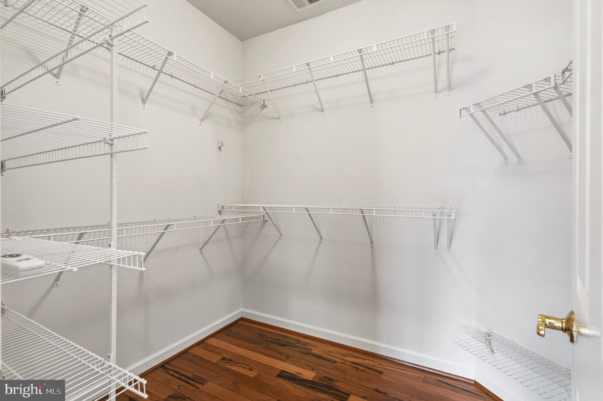 BRAMBLETON - Residential
