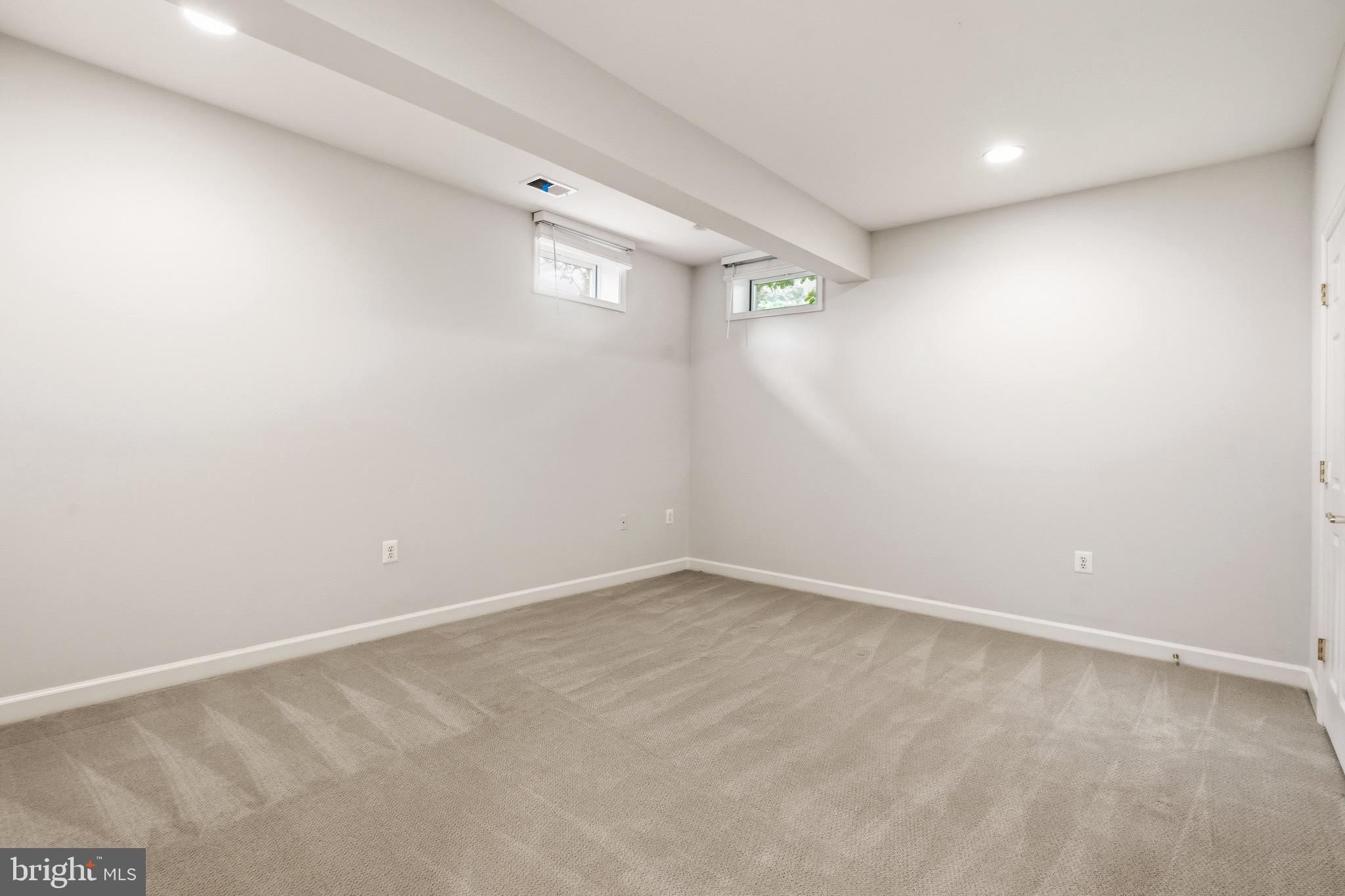 BRAMBLETON - Residential