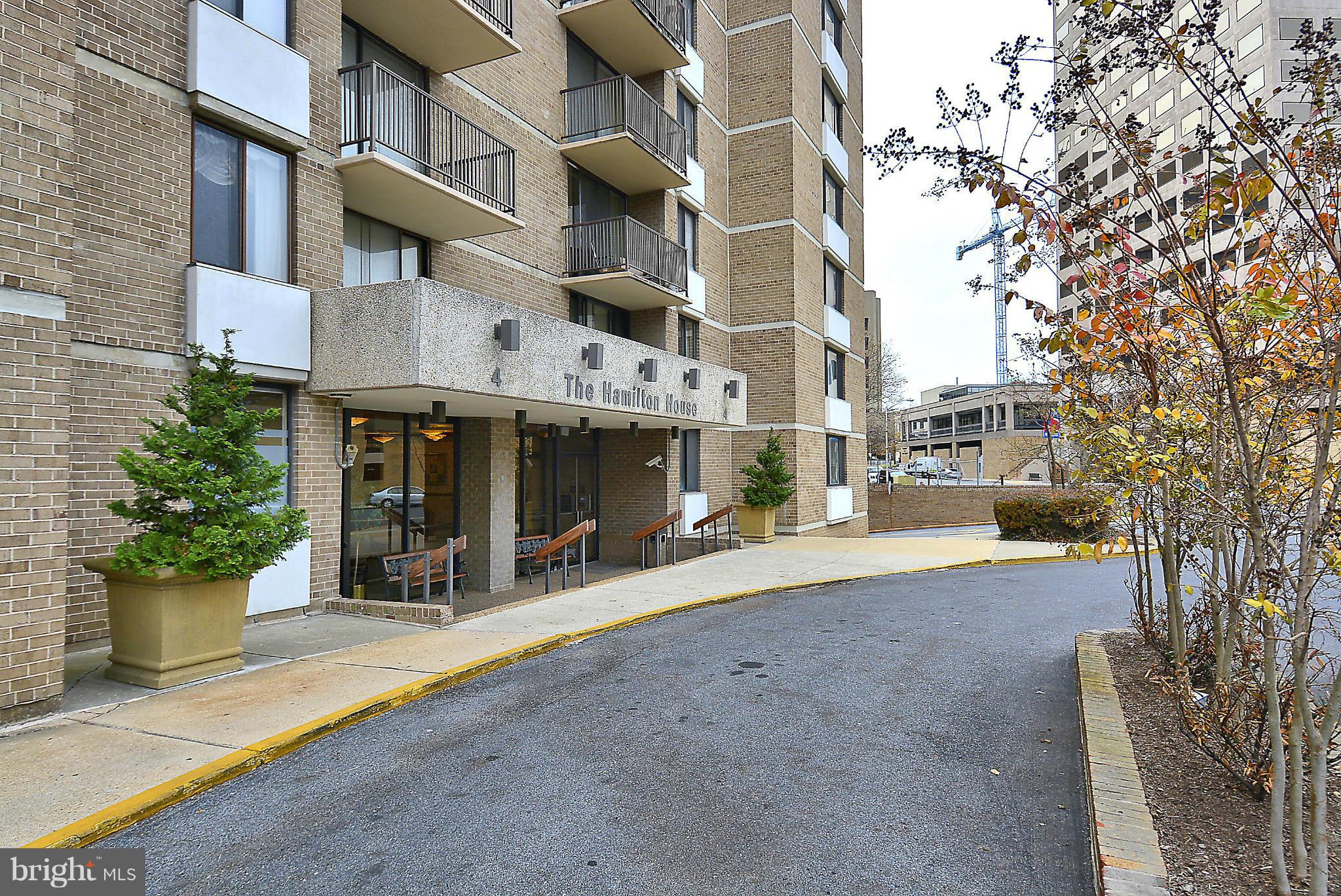 AMERICANA CENTRE - Residential