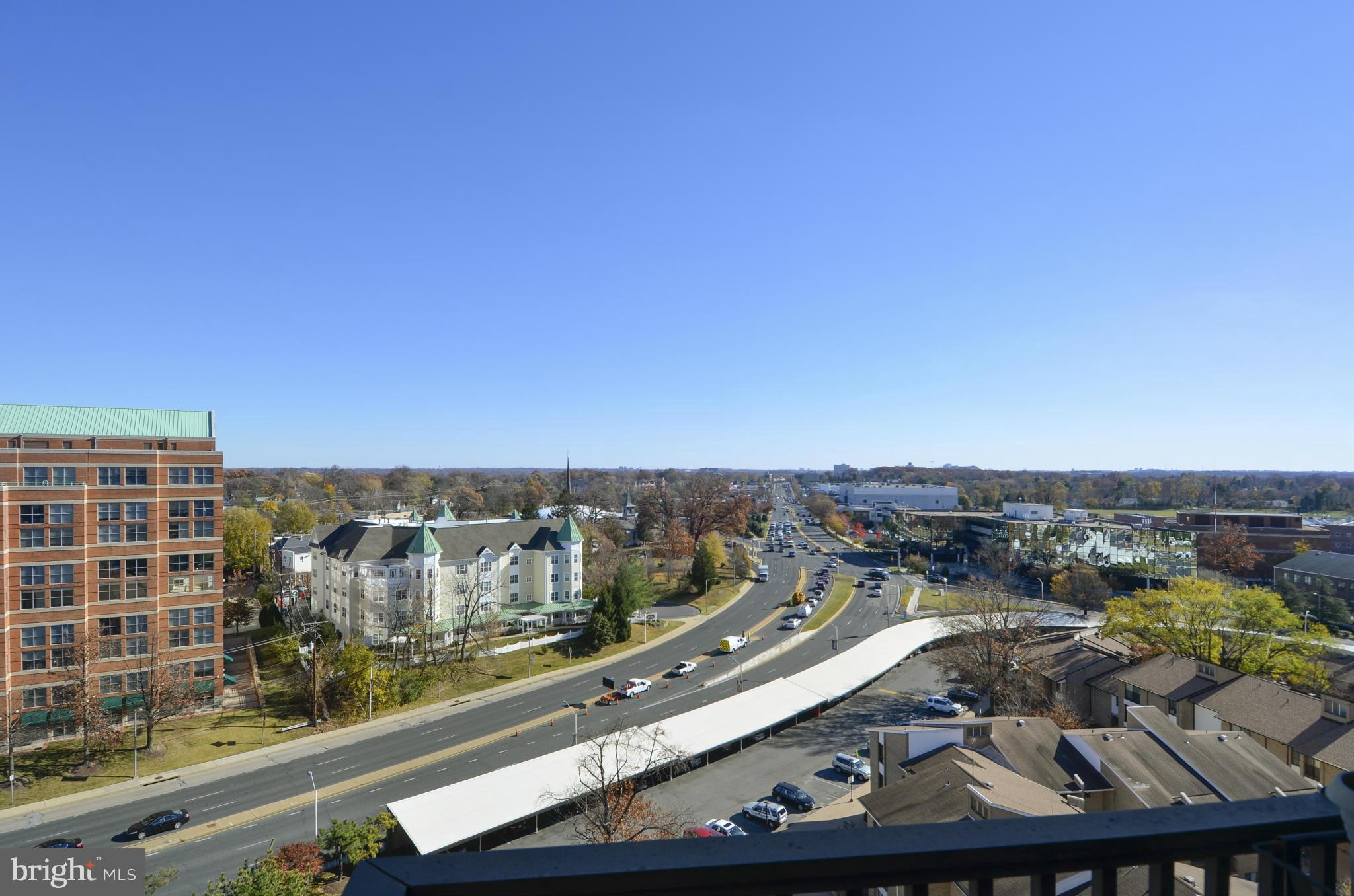 AMERICANA CENTRE - Residential