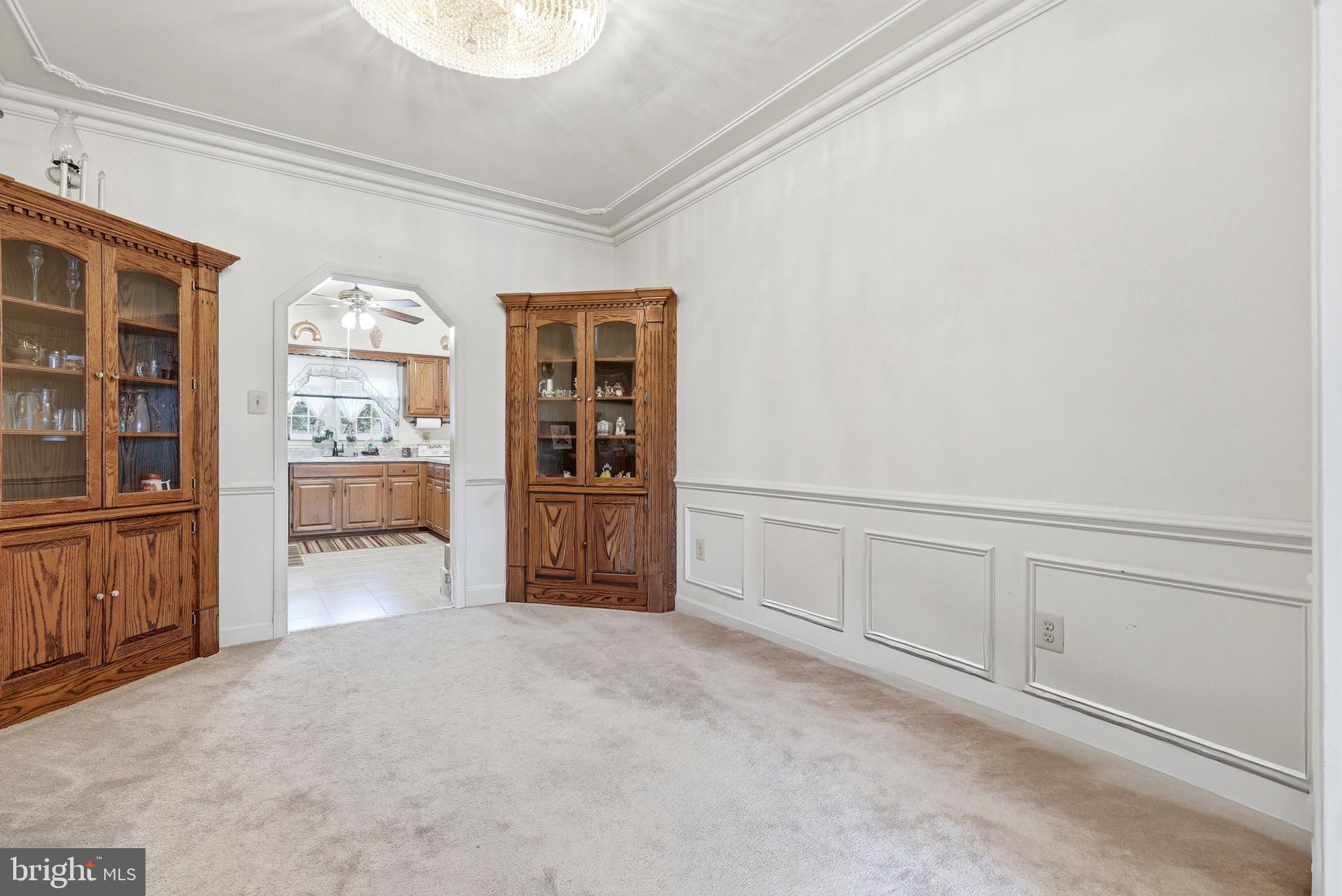 SEVEN OAKS - Residential
