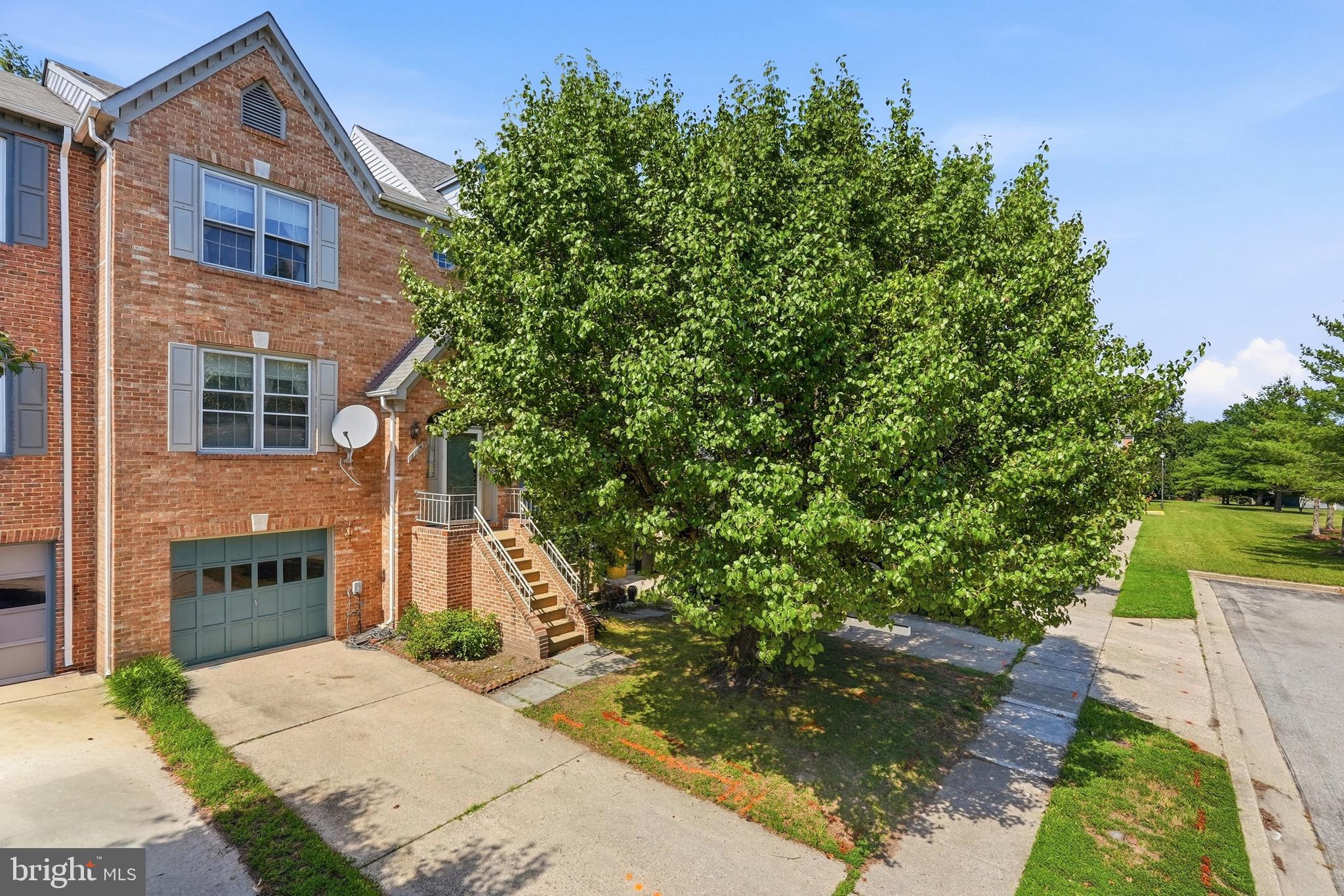 SEVEN OAKS - Residential