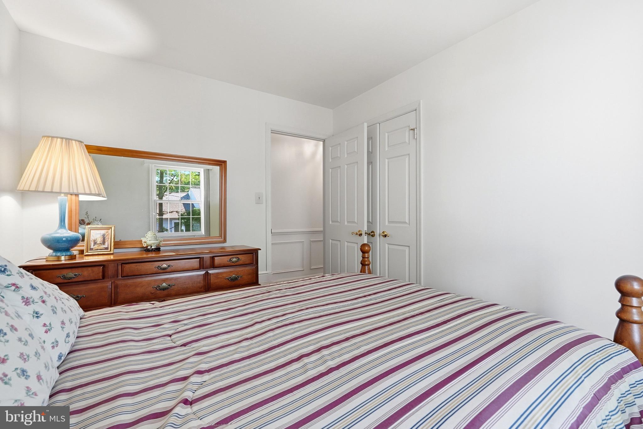 SEVEN OAKS - Residential