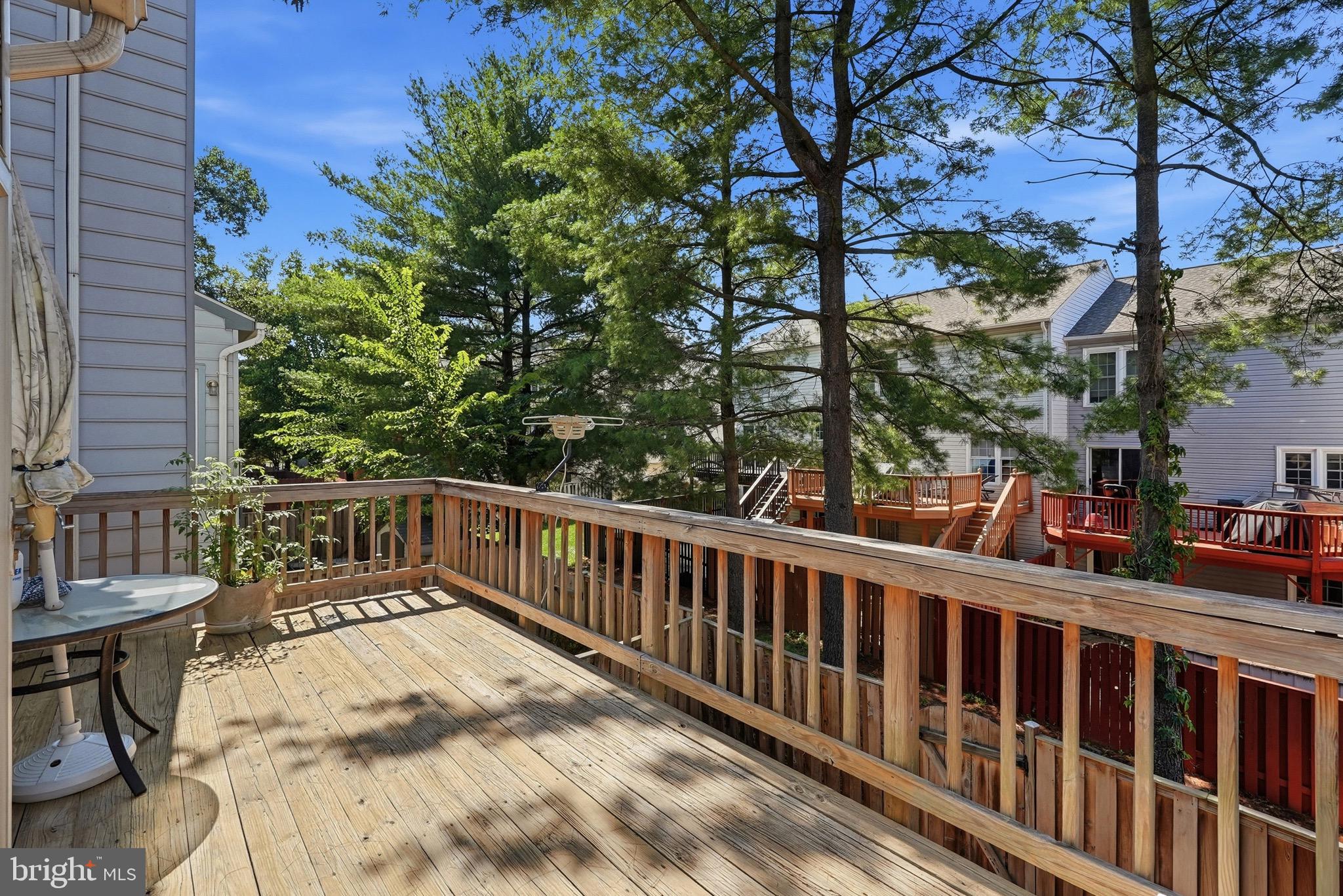 SEVEN OAKS - Residential
