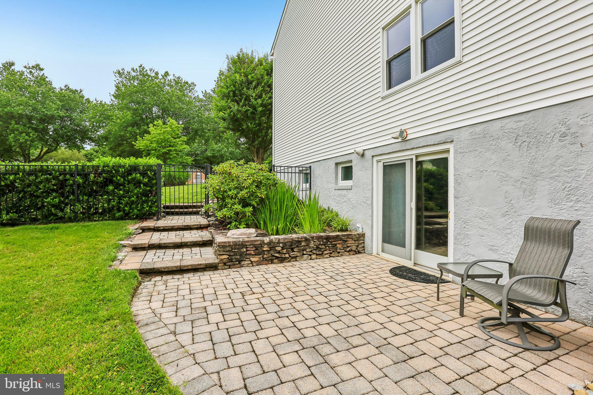 GRAY ROCK FARM - Residential