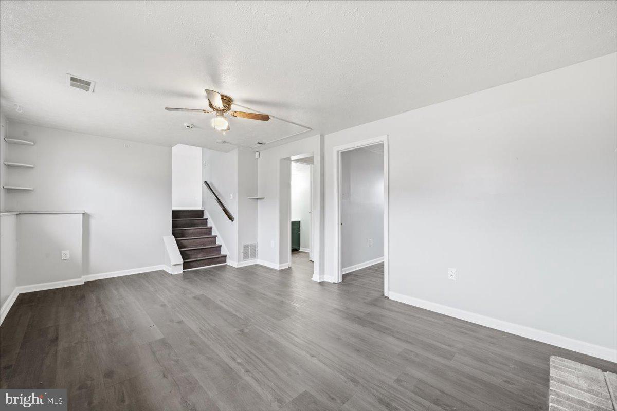 GLENARDEN - Residential