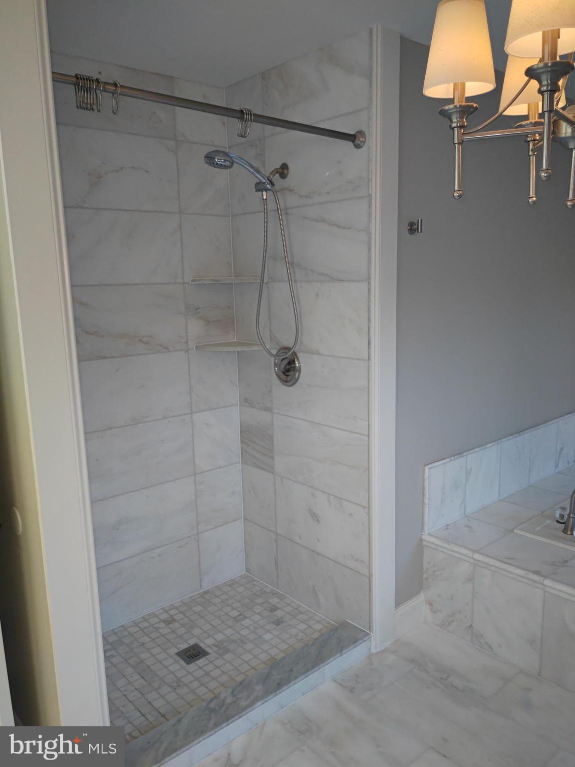 WOODLEA MANOR - Residential Lease