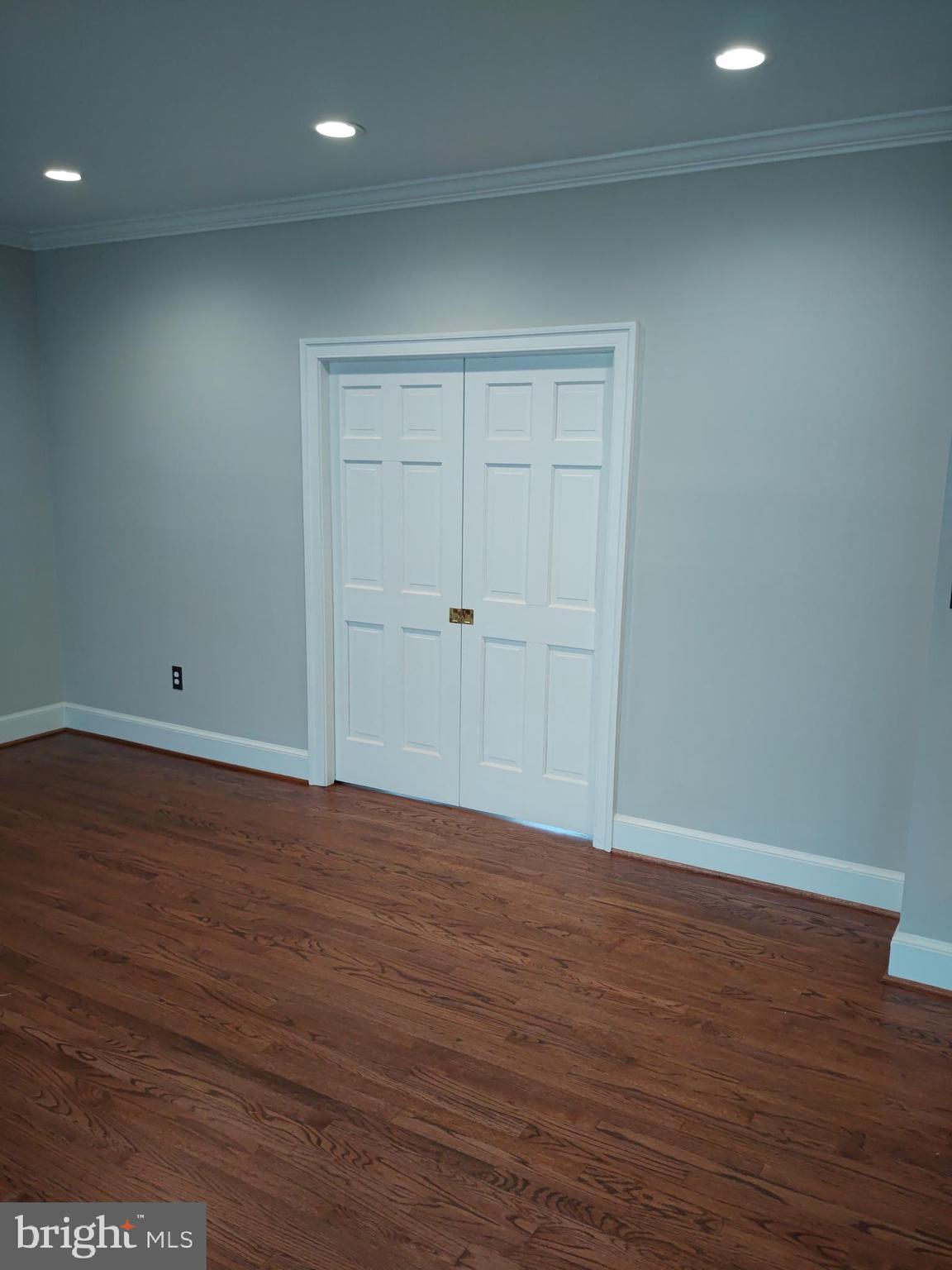 WOODLEA MANOR - Residential Lease