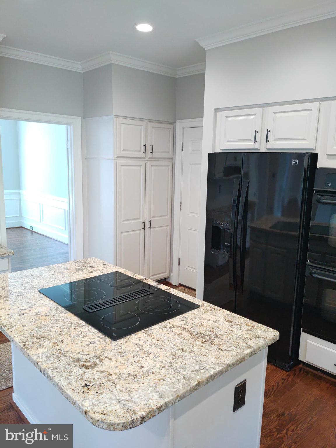 WOODLEA MANOR - Residential Lease