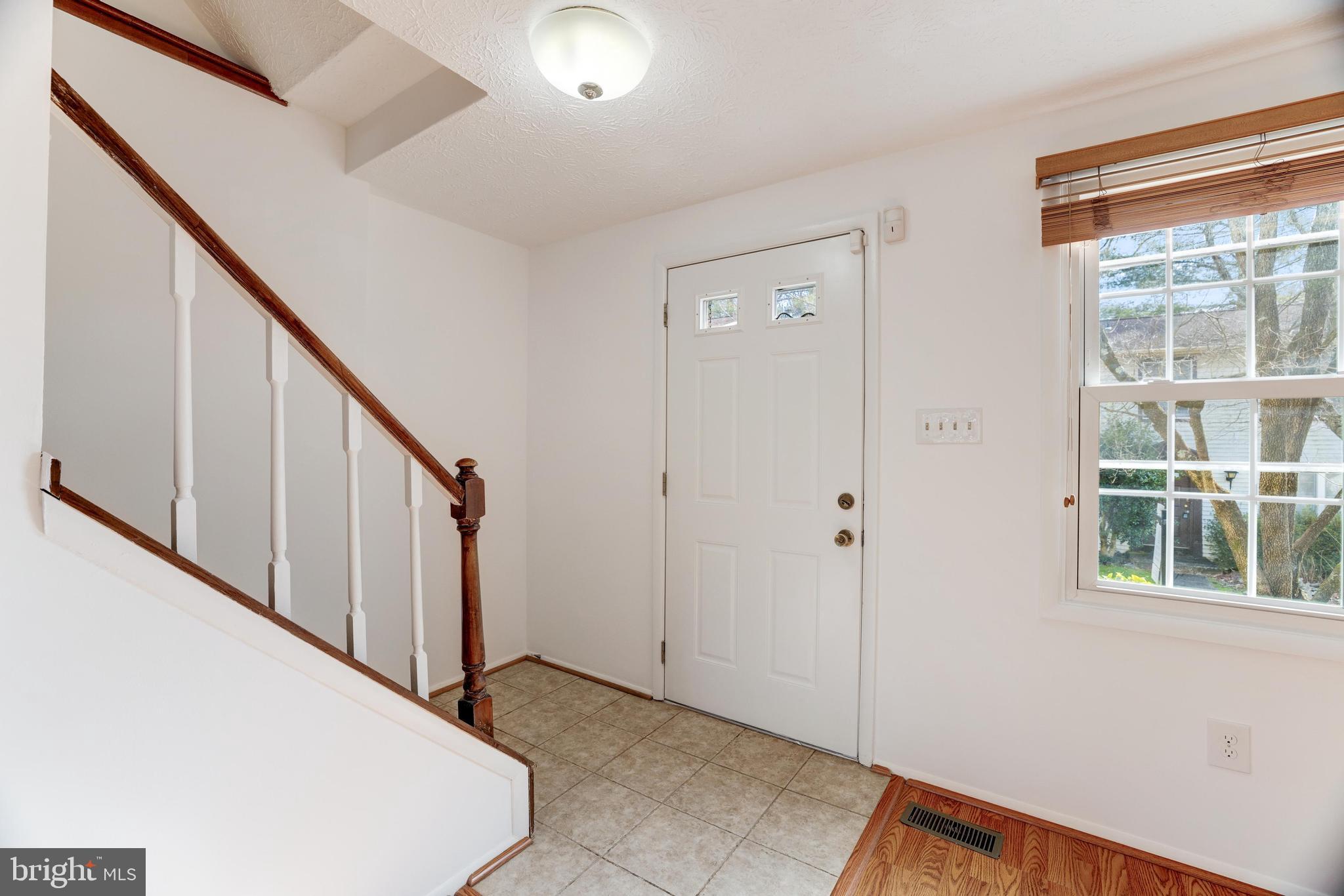 RESTON - Residential