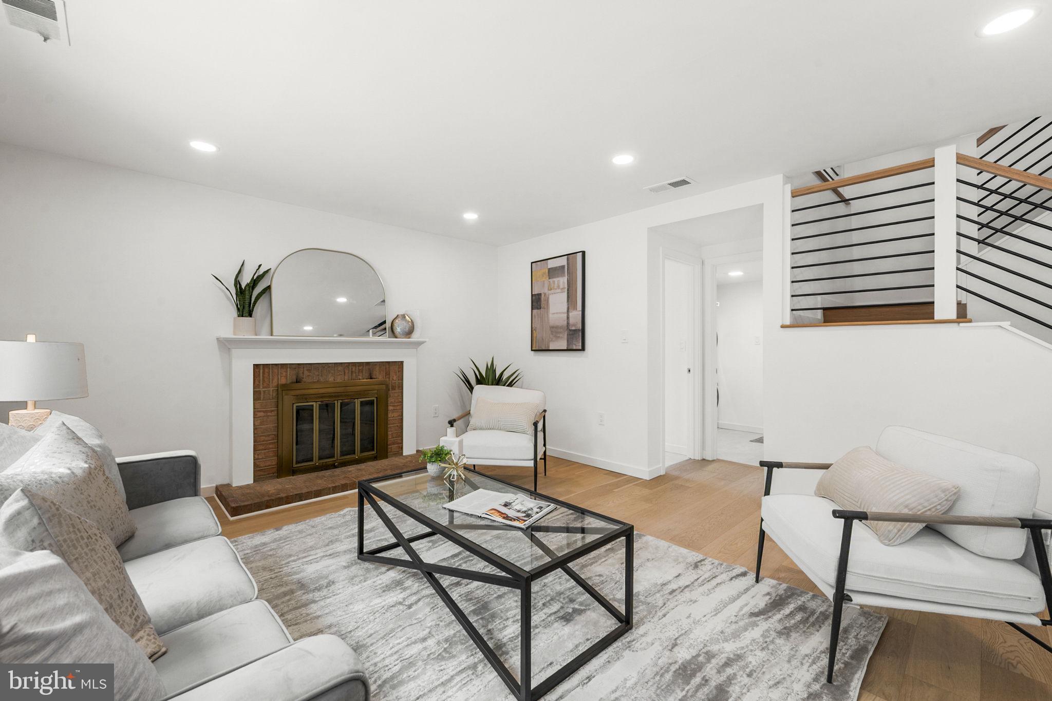 CHANCELLOR FARMS - Residential