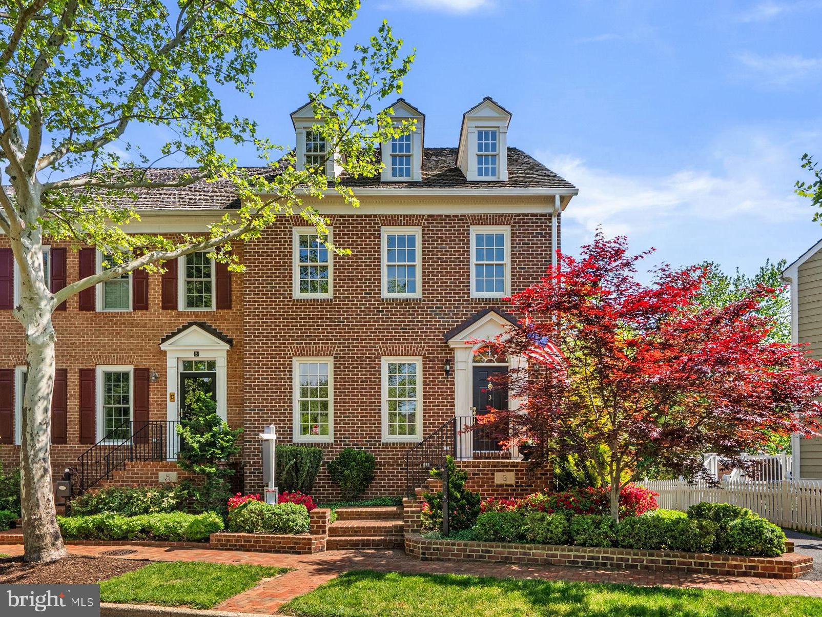 KENTLANDS - Residential