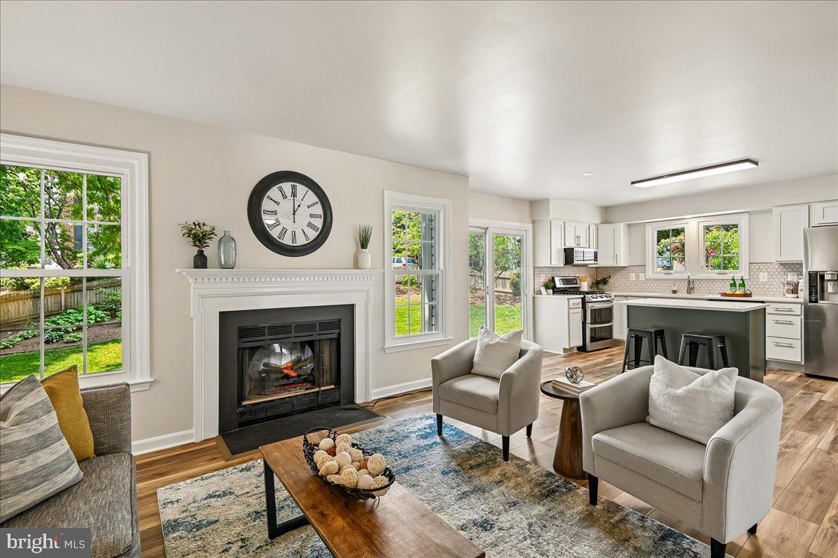 CHAPMAN FARM AT CROFTON - Residential