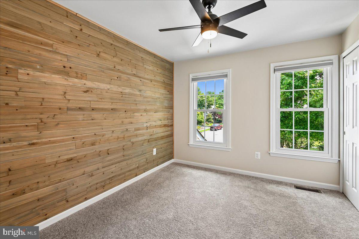 CHAPMAN FARM AT CROFTON - Residential
