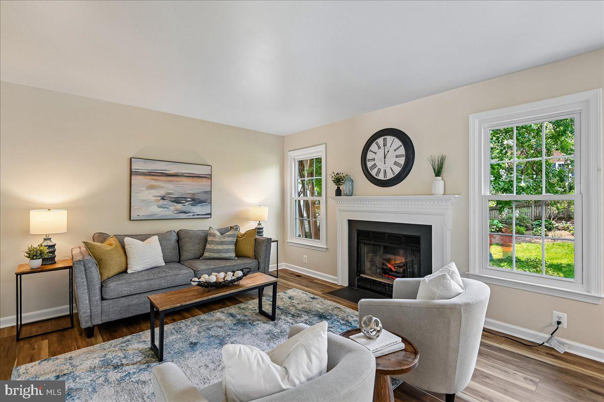CHAPMAN FARM AT CROFTON - Residential