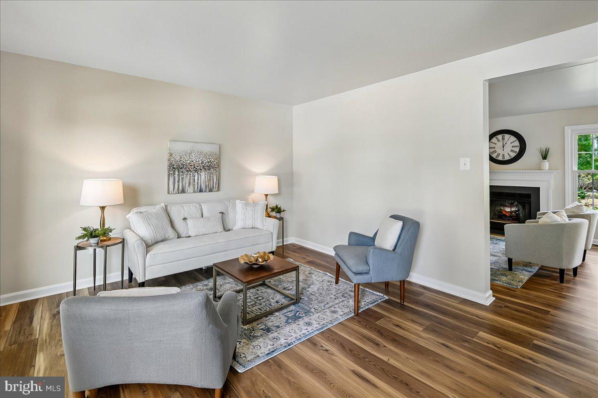 CHAPMAN FARM AT CROFTON - Residential