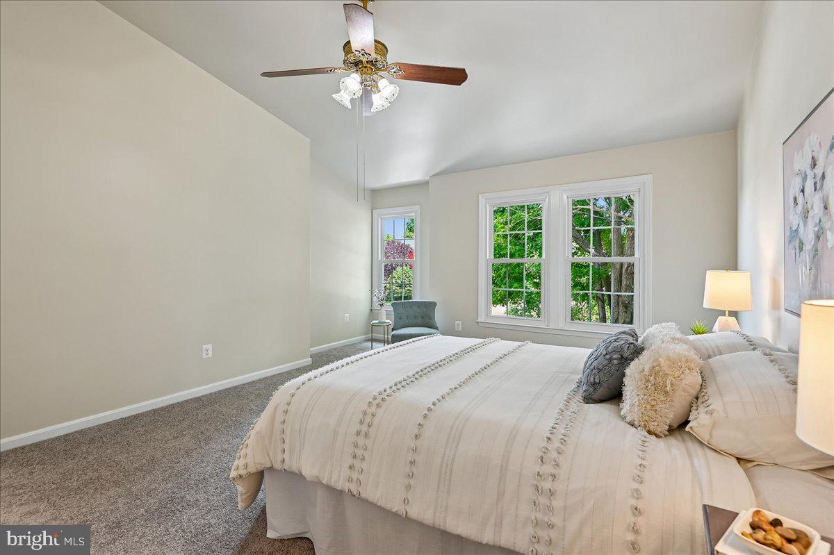 CHAPMAN FARM AT CROFTON - Residential