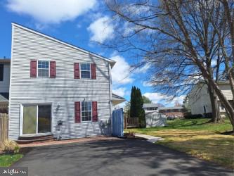 LANSDALE - Residential