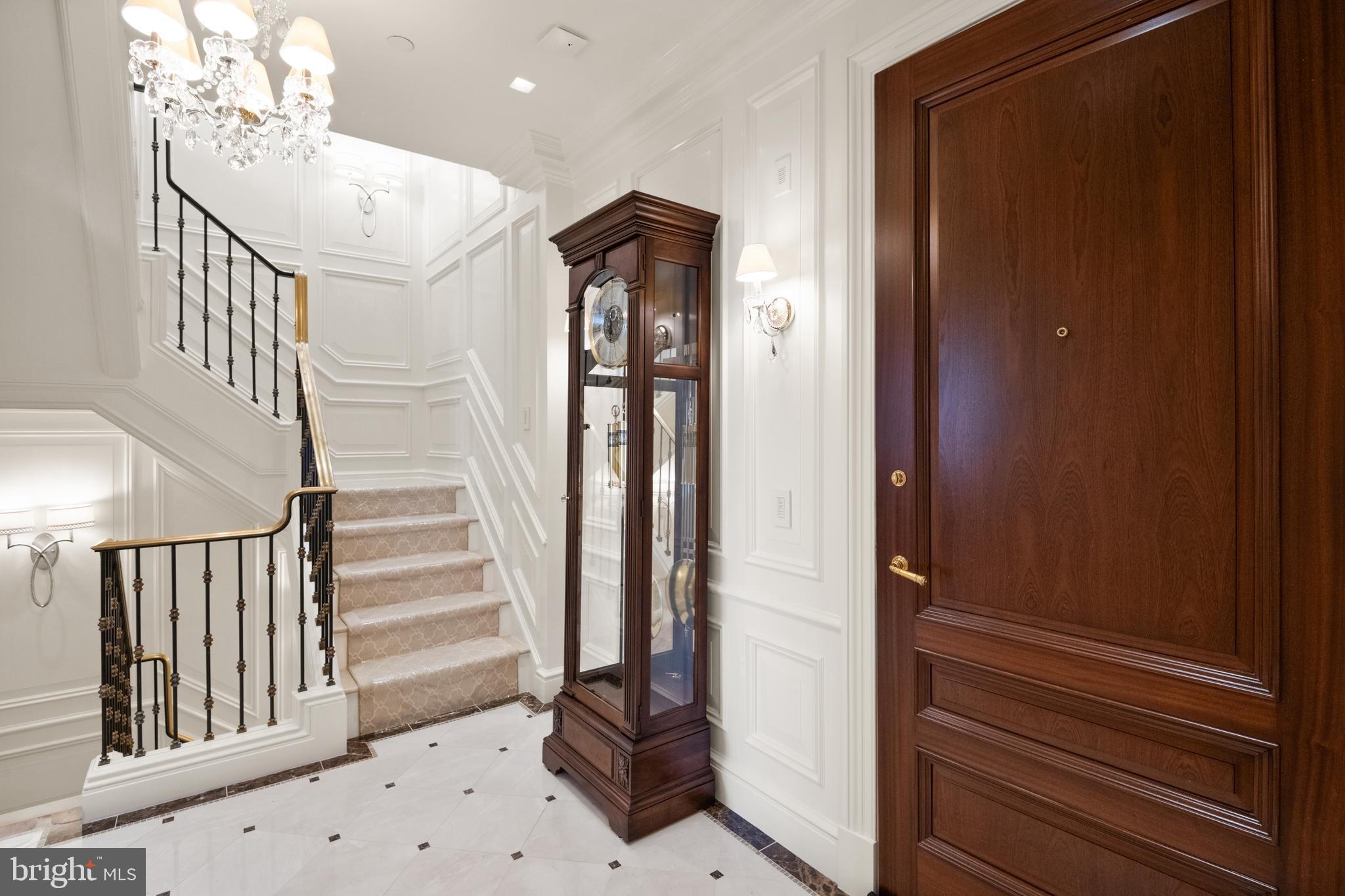 WEST END - Residential