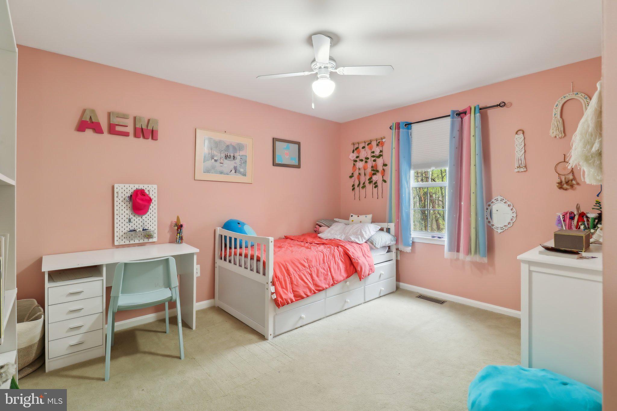 MONTCLAIR - Residential