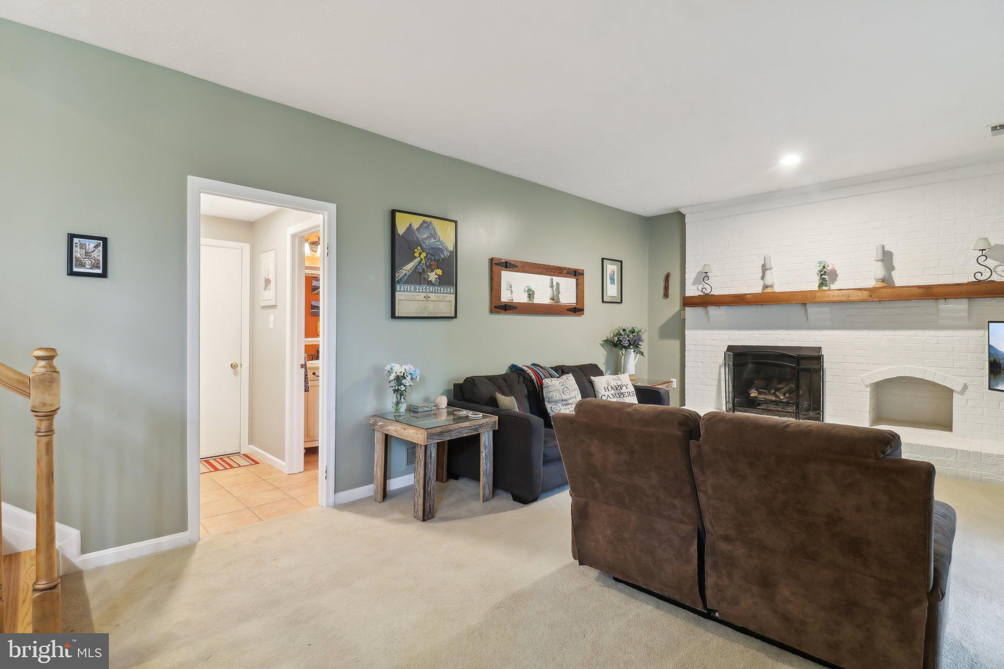 MONTCLAIR - Residential
