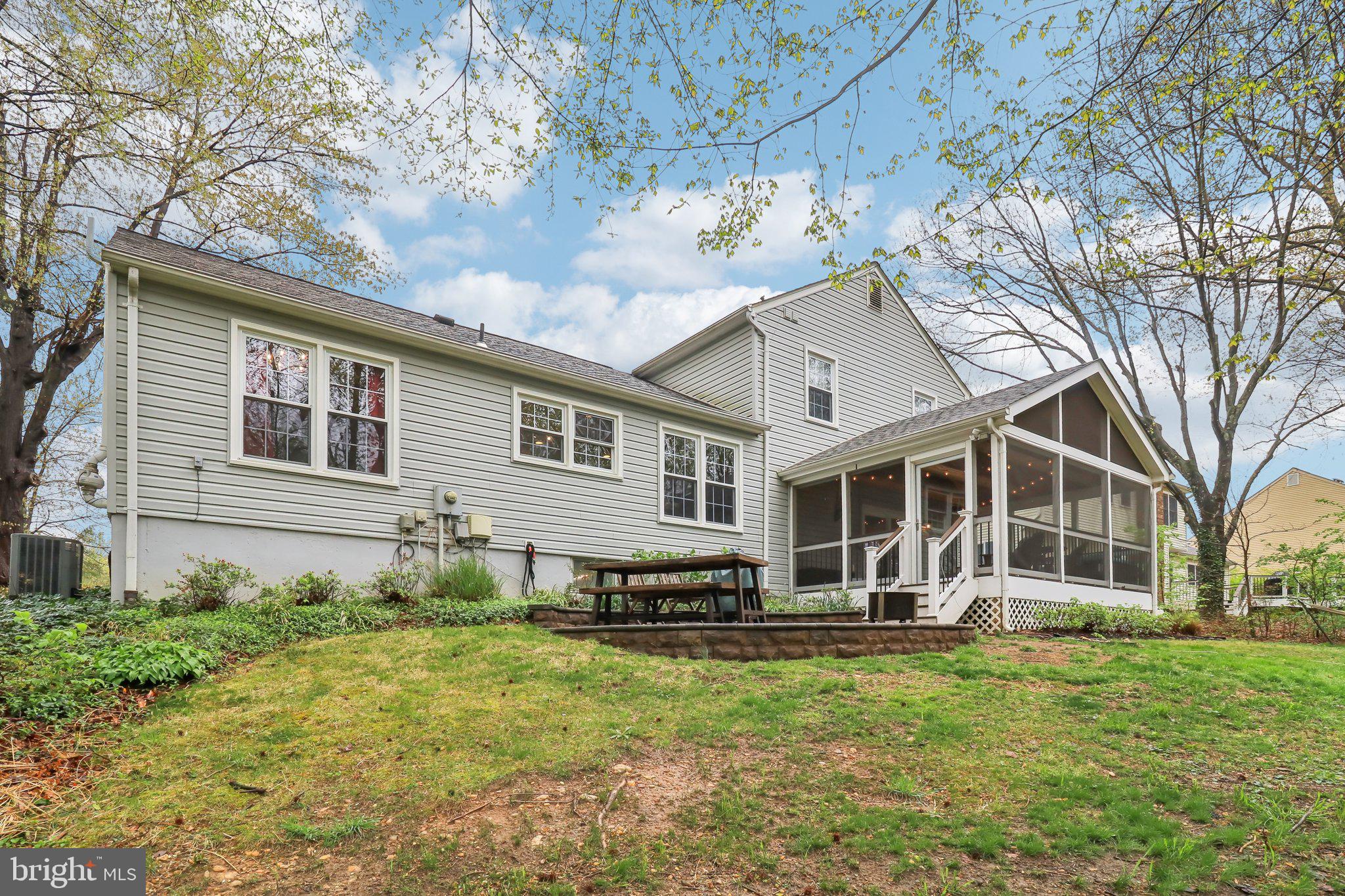 MONTCLAIR - Residential