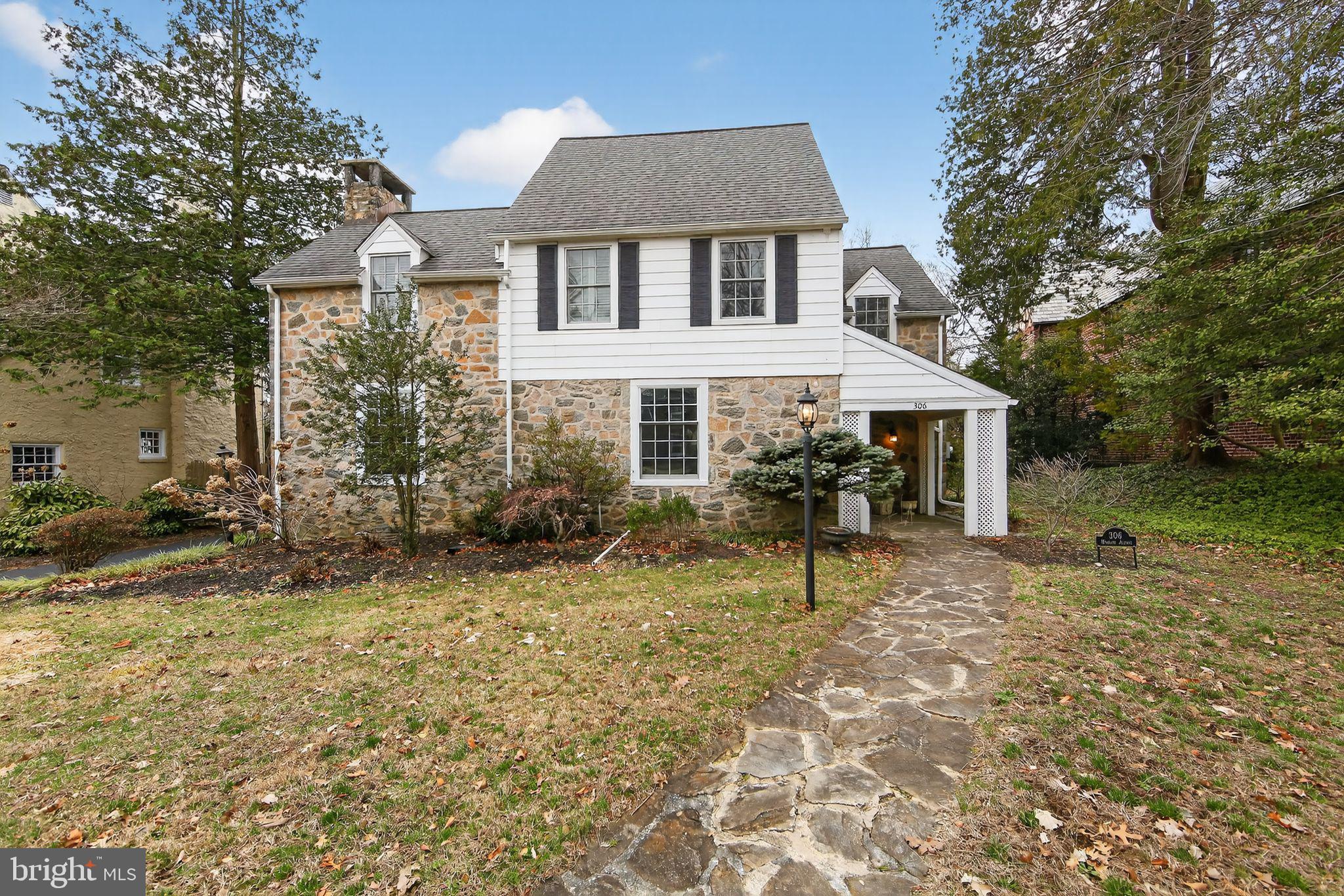 DOWNTOWN WAYNE - Residential