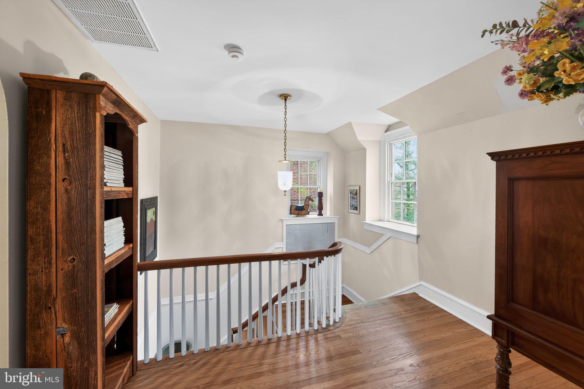 DOWNTOWN WAYNE - Residential